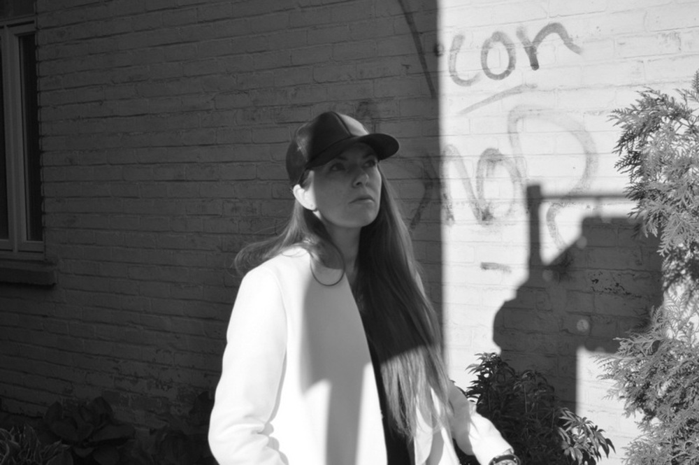 Back-Graffiti-On-White-Wall