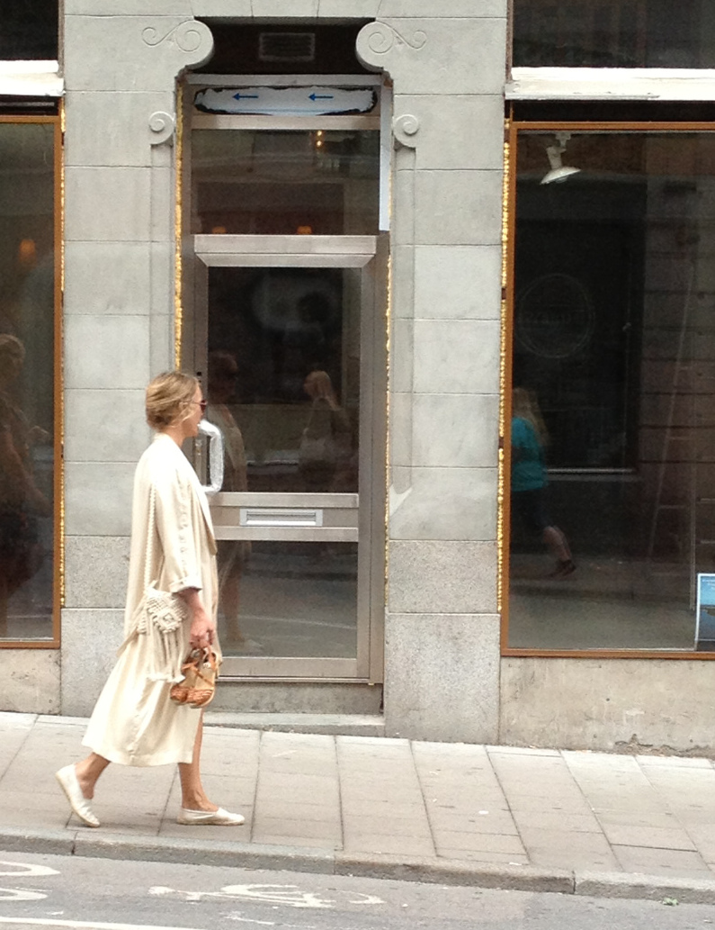 Perfect-Beige-Outfit-Stockholm