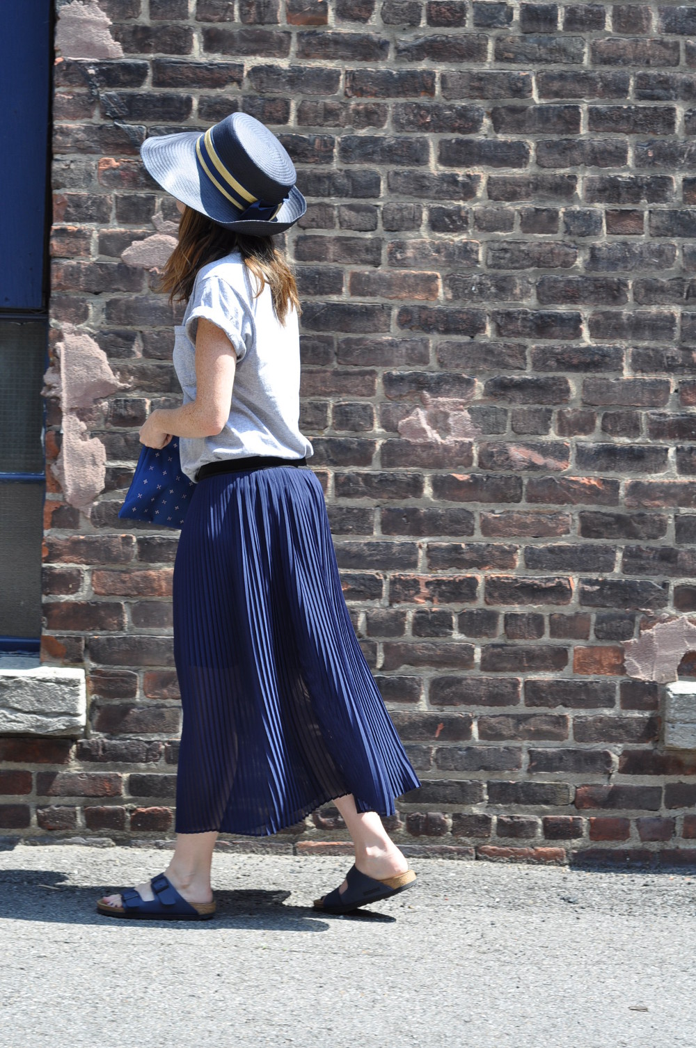 Sideview-Trends-Setters-Total-Navy